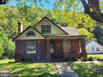 /international/us/11420-valley-road-ne-cumberland-md-110110397876/