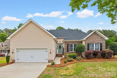 /international/us/156-springdale-road-e-rock-hill-sc-110107735349/