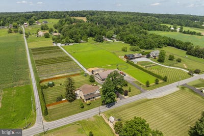 /international/us/2271-valley-view-road-narvon-pa-110100947550/