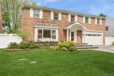 /international/us/192-split-rock-road-syosset-ny-110107656537/