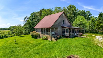 /international/us/624-saul-begley-road-annville-ky-110100412667/