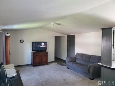 /international/us/114-e-3rd-st-julesburg-co-110104274907/