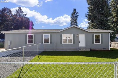 /international/us/625-n-16th-st-cottagegrove-or-110119791983/
