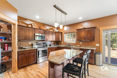 /international/us/46-wickes-road-jefferson-city-mt-110103741777/