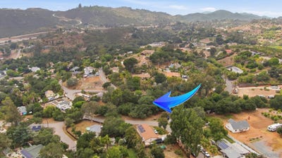 /international/us/greystone-ave-escondido-ca-110108139009/
