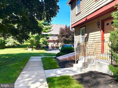 /international/us/822-westfield-drive-cinnaminson-nj-110108735521/
