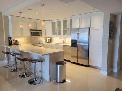 /international/us/19370-collins-avenue-sunny-isles-beach-fl-110106456265/