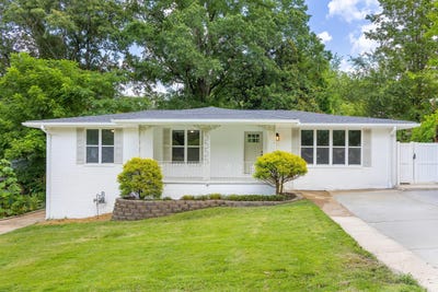 /international/us/842-brookfield-avenue-chattanooga-tn-110109229579/