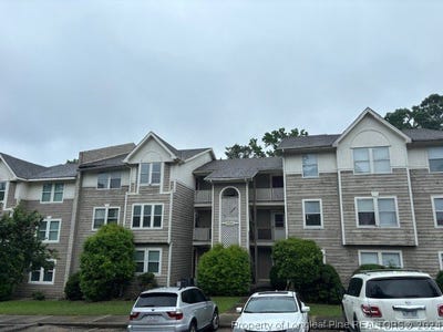 /international/us/6744-willowbrook-drive-unit-7-fayetteville-nc-110092319925/