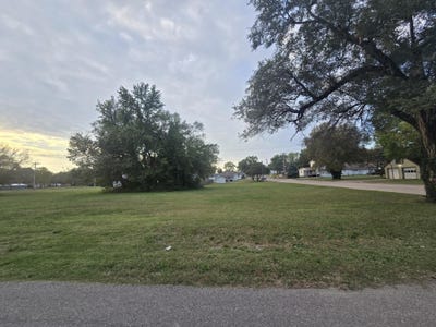 /international/us/ames-lot-6-winfield-ks-110106209561/