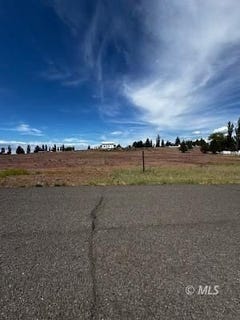 /international/us/lakeview-dr-alturas-ca-110106814079/