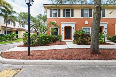 /international/us/9999-sw-26th-court-miramar-fl-110108687088/