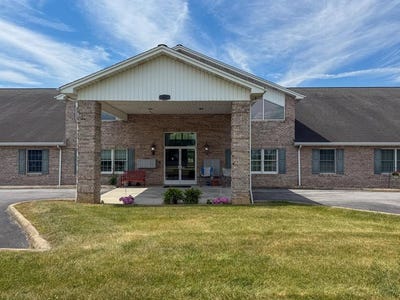/international/us/21664-green-spring-road-unit-9-abingdon-va-110108386767/