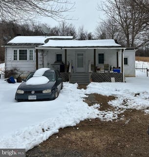 /international/us/3847-leeds-manor-road-marshall-va-110105215851/