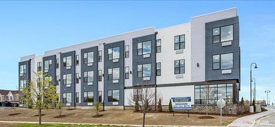 /international/us/1101-ritter-street-north-aurora-il-110108823078/