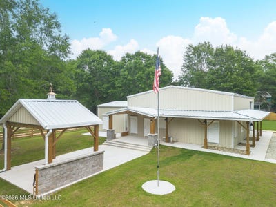 /international/us/8190-lake-cypress-drive-perkinston-ms-110107692987/