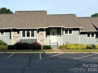 /international/us/1903-wellington-hills-circle-salisbury-nc-110108771270/