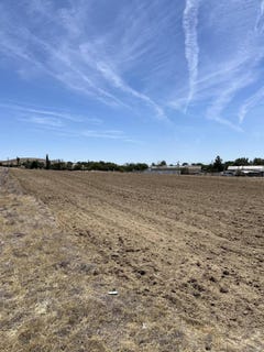 /international/us/skyline-boulevard-avenal-ca-110100242516/