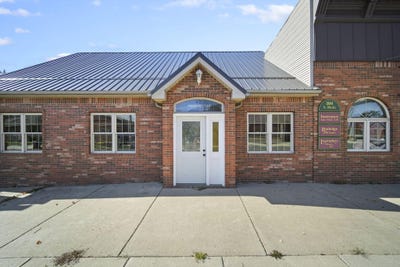/international/us/104-s-main-street-waldron-mi-110108194072/