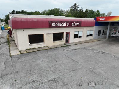 /international/us/912-s-main-street-monticello-in-110103573252/