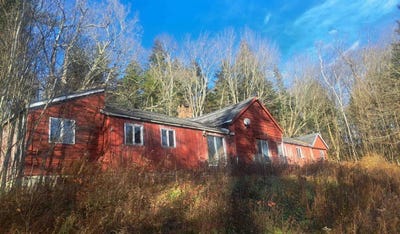 /international/us/29-stable-road-wilmington-vt-110103249681/