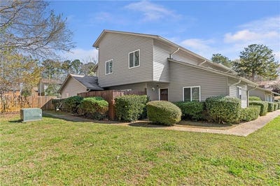 /international/us/4908-willow-lane-austell-ga-110106756971/