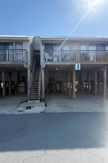 /international/us/1804-e-gulf-beach-dr-st-george-island-fl-110097657630/