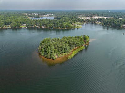 /international/us/9485-devine-is-minocqua-wi-110108547409/