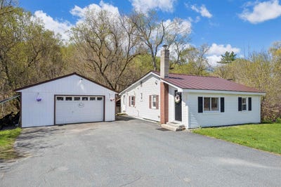 /international/us/278-meriden-road-lebanon-nh-110108018743/