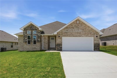 /international/us/5109-vista-avenue-springdale-ar-110108443908/