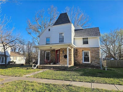 /international/us/136-e-2nd-avenue-garnett-ks-110106787470/