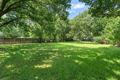 /international/us/1311-s-clements-street-gainesville-tx-110108918473/