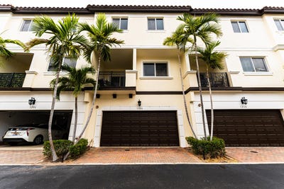 /international/us/1208-coastal-bay-boulevard-boynton-beach-fl-110106783799/