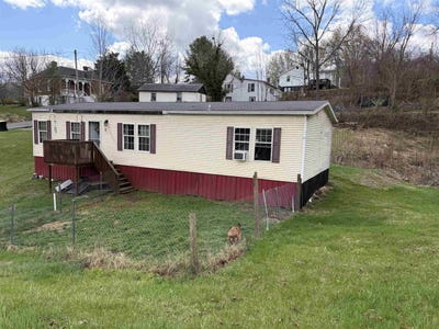 /international/us/701-paca-street-pulaski-va-110107055890/