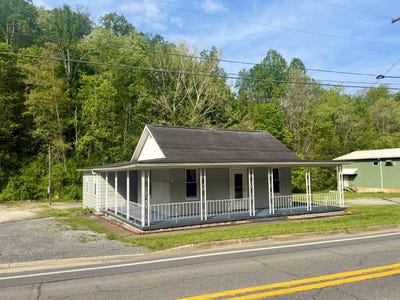 /international/us/388-s-main-st-ellenboro-wv-110107953878/?lang=fr