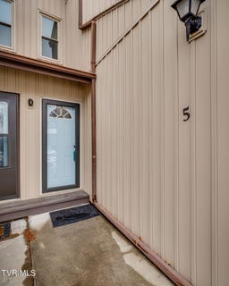 /international/us/780-hamilton-road-blountville-tn-110105385537/