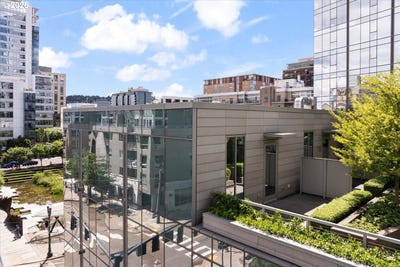 /international/us/1075-nw-northrup-st-portland-or-110108501066/