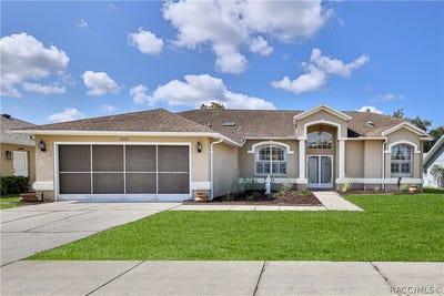 /international/us/10376-henderson-street-spring-hill-fl-110109135695/