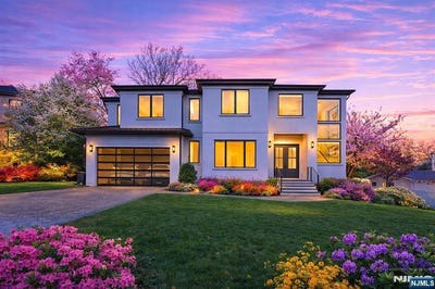 /international/us/3-mountain-view-court-demarest-nj-110107821110/