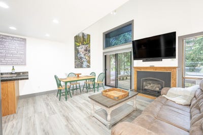/international/us/2201-bonne-vie-condo-dr-sun-valley-id-110108666527/