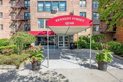 /international/us/18-35-corporal-kennedy-street-bayside-ny-110120135571/