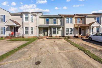 /international/us/807-foxmoore-court-virginia-beach-va-110107908616/