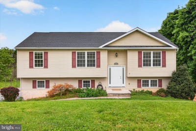 /international/us/129-high-street-felton-pa-110108079357/