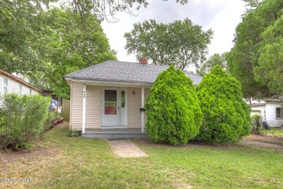 /international/us/409-club-street-joplin-mo-110100531864/