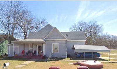 /international/us/700-e-pacific-street-sherman-tx-110120645539/