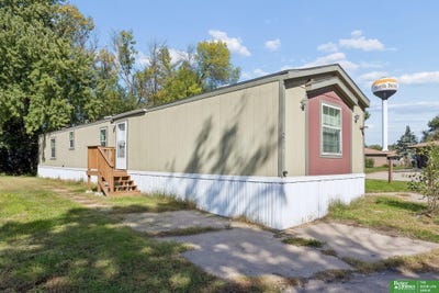 /international/us/1075-w-8th-street-north-bend-ne-110120409616/