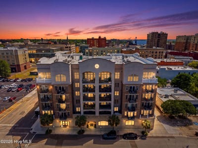 /international/us/124-walnut-street-wilmington-nc-110107634647/