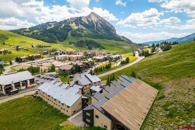 /international/us/15-marcellina-lane-mt-crested-butte-co-110107049143/