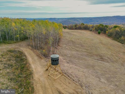 /international/us/keiser-road-curwensville-pa-110103182472/
