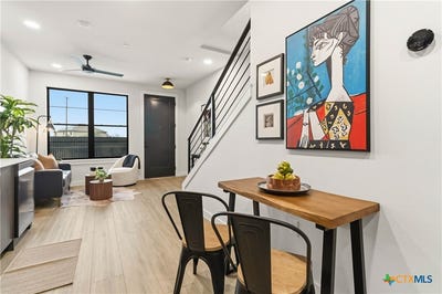 /international/us/634-central-parkway-new-braunfels-tx-110108342620/